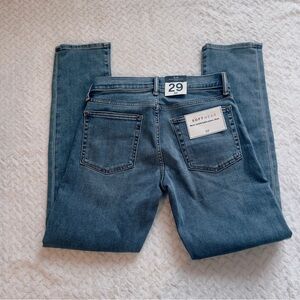 NWT GAP Slim Comfort Stretch Gapflex Waist 29 Length 30 Softwear